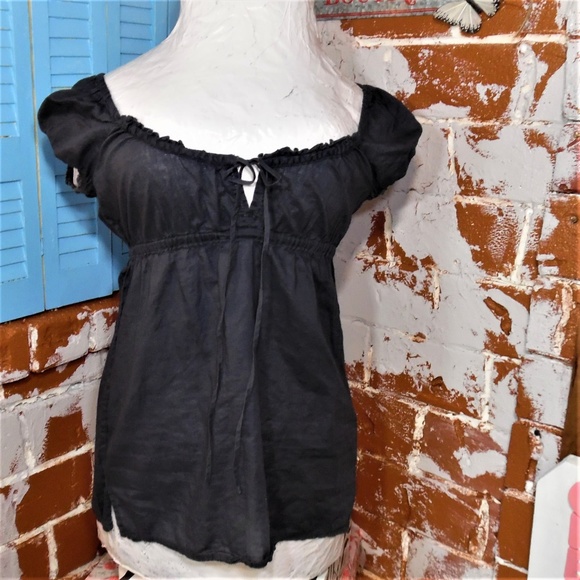 American Eagle Outfitters Tops - American Eagle Outfitters Peasant Shirt Size 4